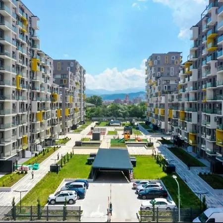Luxury Flat In East Gate Living