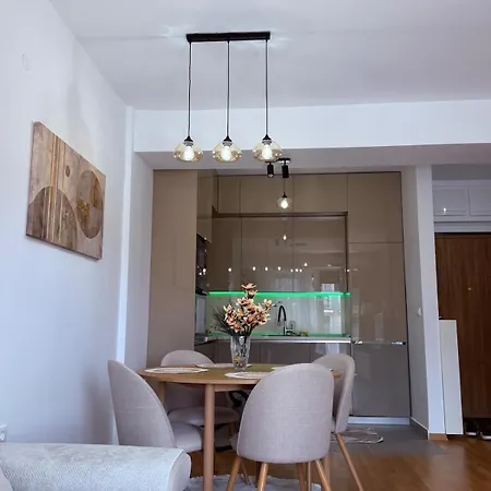 Luxury Flat In East Gate Living Апартаменты *