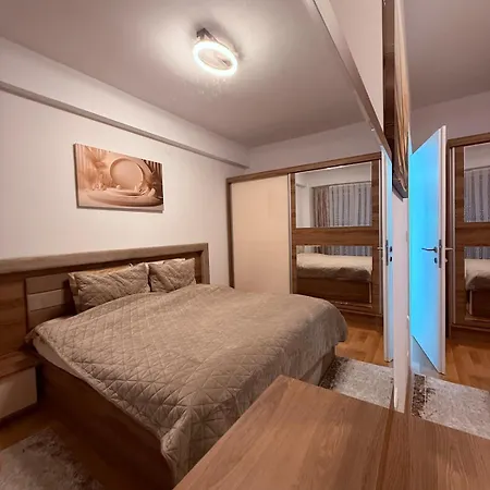 Luxury Flat In East Gate Living Апартаменты Скопье